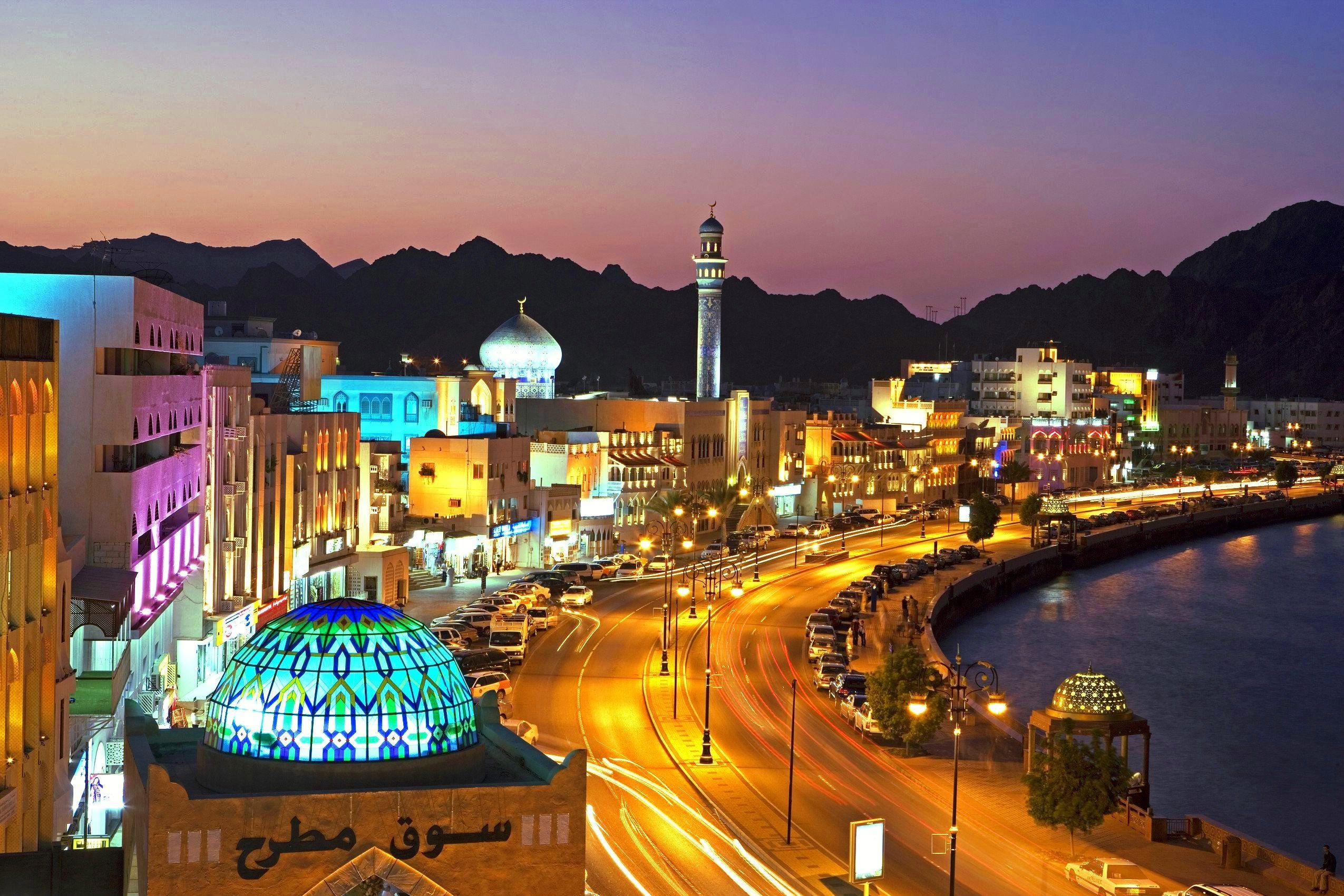 سلطنة عمان تتجه لمنح عقد تصميم وإشراف مركز عمان متعدد الأغراض في 2025