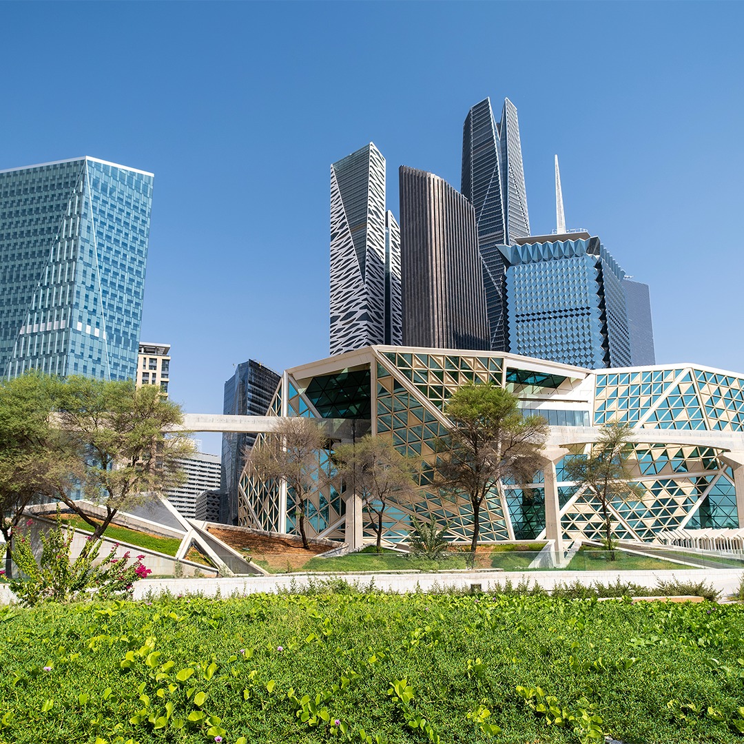 أسواق العقارات الصناعية في السعودية تشهد نمواً قوياً ودفعاً بأسعار الإيجارات في الرياض وجدة