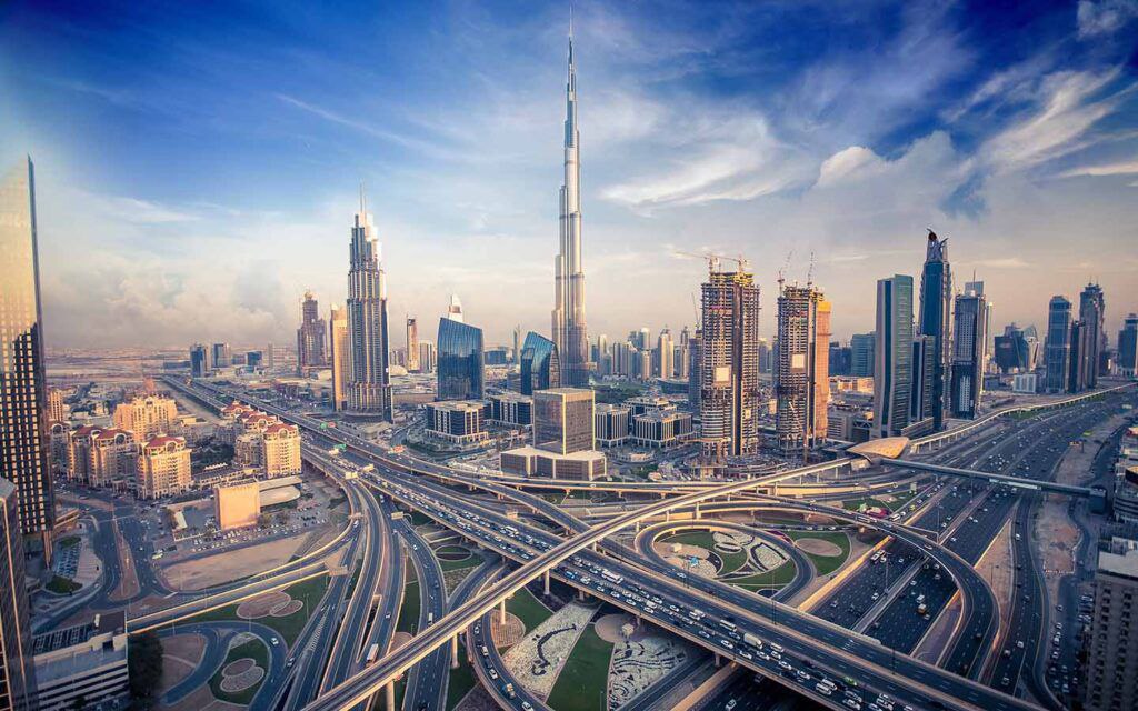 سوق العقارات الإماراتي يظهر نموا ديناميكيًا وفرص استثمارية متعددة في 2025