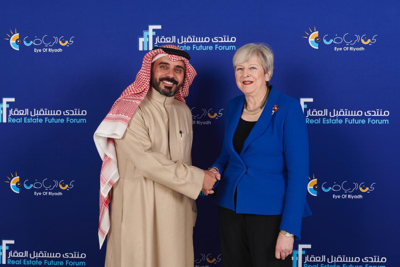 بعد نظام تملك الأجانب.. رئيسة وزراء بريطانيا السابقة تيريزا ماي تنضم إلى منتدى مستقبل العقار في السعودية