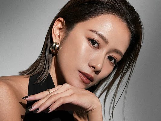 كويزومي.. الوجه الياباني الجديد الذي يُعيد تعريف الاستشارة الاستراتيجية في سوق عقارات دبي