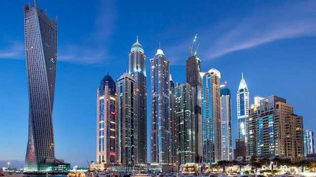 دبي تُحقق إنجازاً تاريخياً.. مبيعات عقارية تتجاوز تريليوني درهم خلال 5 سنوات