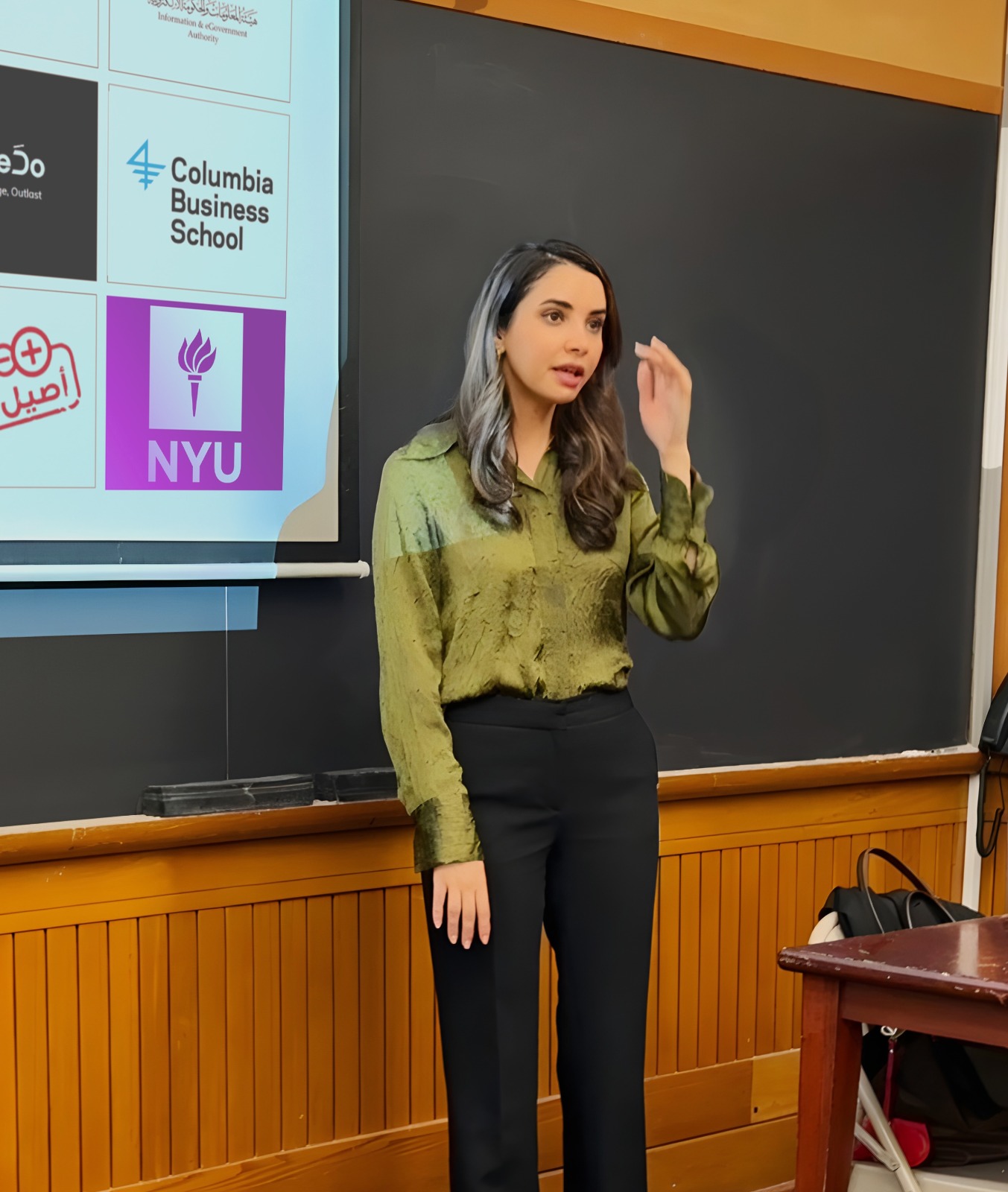 قيادية تنفيذية بحرينية تربط بين الخبرة الميدانية والانضباط الأكاديمي لتمكين القيادات من حماية القيمة السوقية وتعزيز النمو المستدام مي نعمة تسجّل إنجازًا أكاديميًا عالميًا كأول بحرينية تحاضر في جامعة كولومبيا حول المواءمة المؤسسية وتحول العلامات التجارية