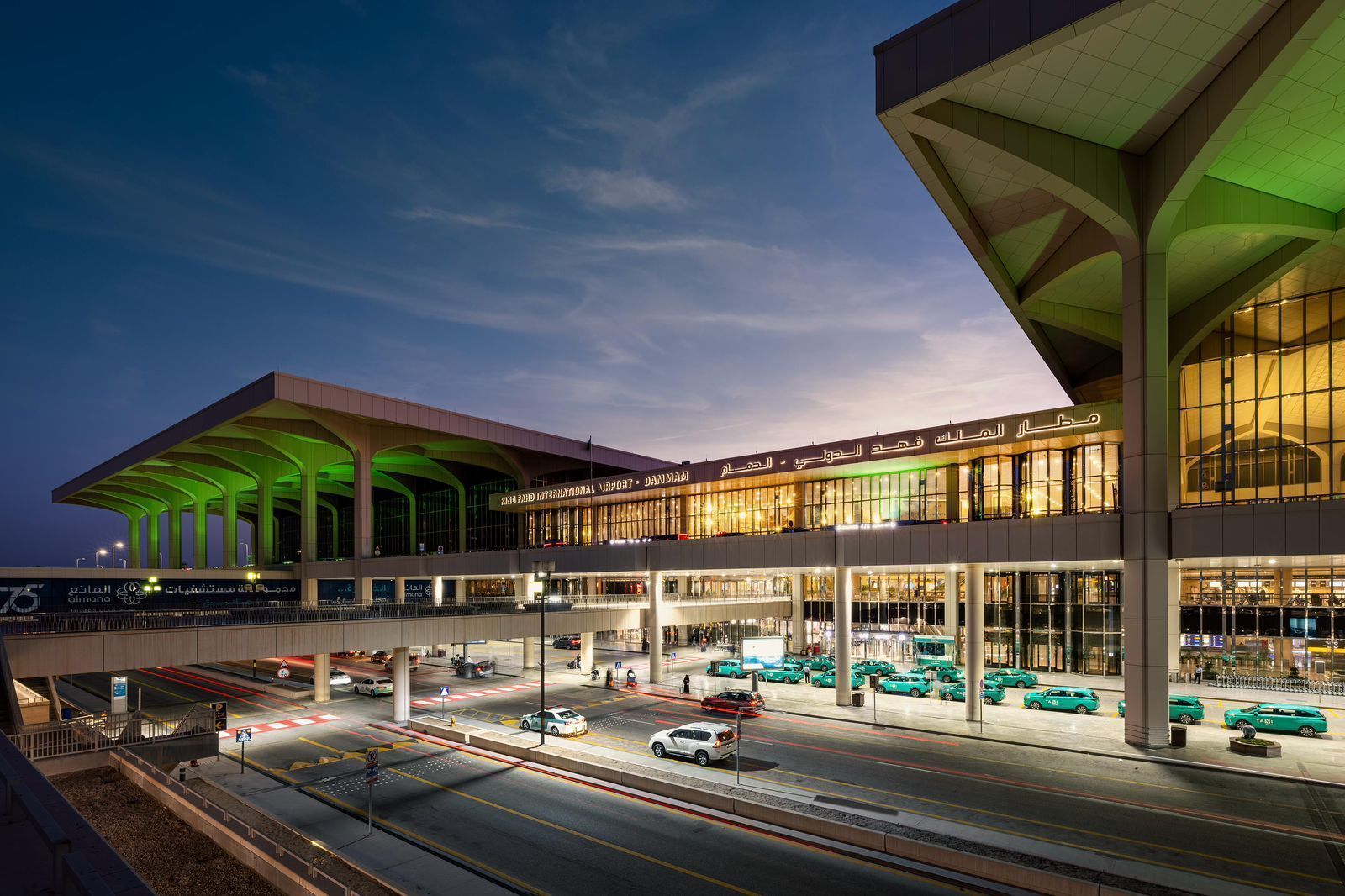 مطار الملك فهد الدولي يدخل مرحلة التحول الاستراتيجي بمشاريع تطويرية بقيمة 1.6 مليار ريال ونظام هبوط آلي متطور                