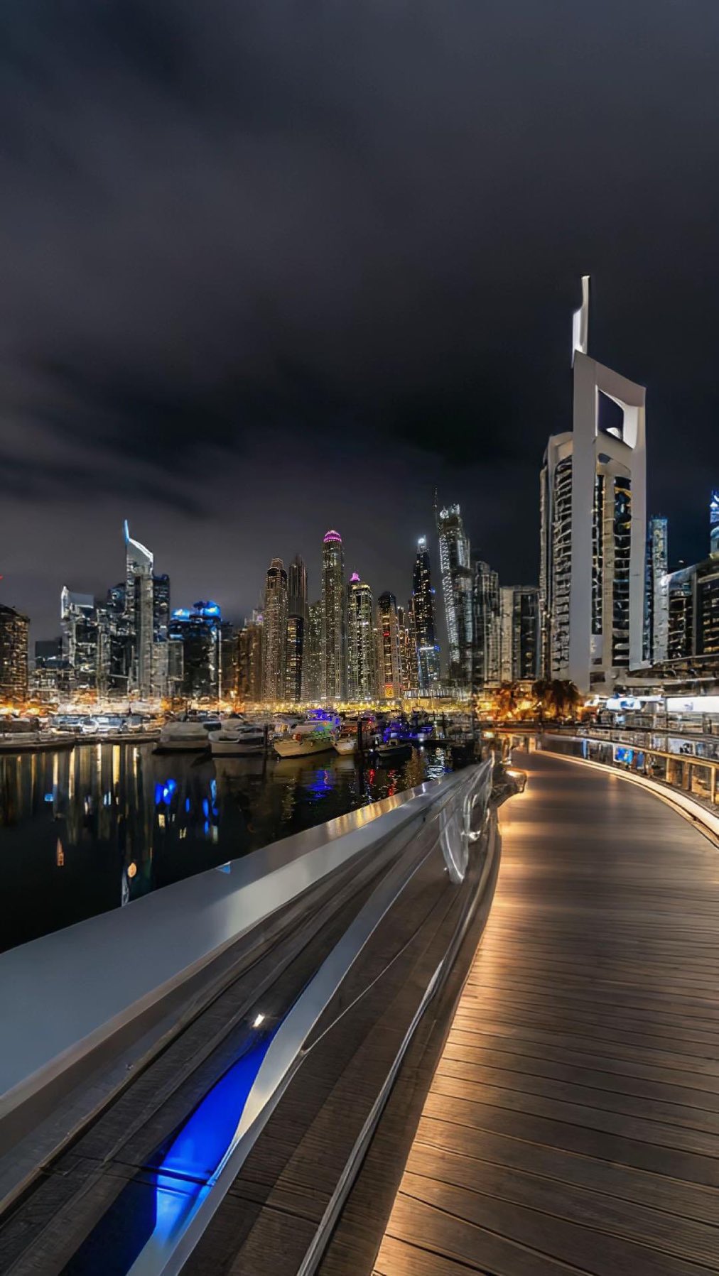 انطلاقة قوية لسوق دبي العقاري مع بداية الأسبوع بتسجيل مبيعات تقترب من 4 مليارات درهم وسط زخم غير مسبوق في المعاملات   