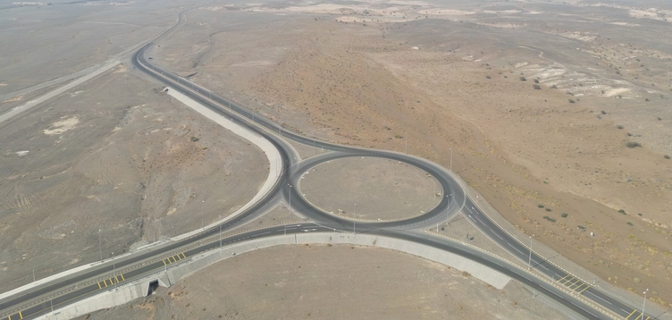 سلطنة عُمان تطلق المناقصة الرئيسية للبنية التحتية بمدينة السويق الصناعية لدعم الاستثمار العقاري والصناعي