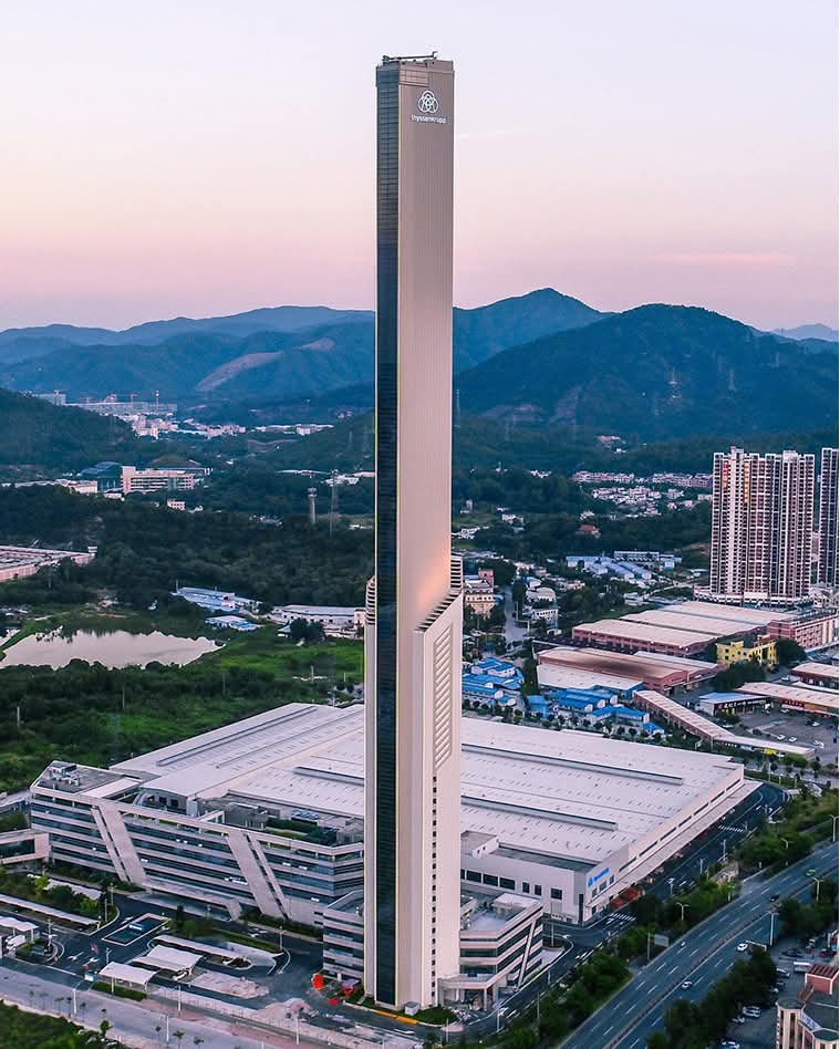 تيسنكروب تفتتح أطول برج لاختبار المصاعد في العالم بمدينة تشونغشان الصينية