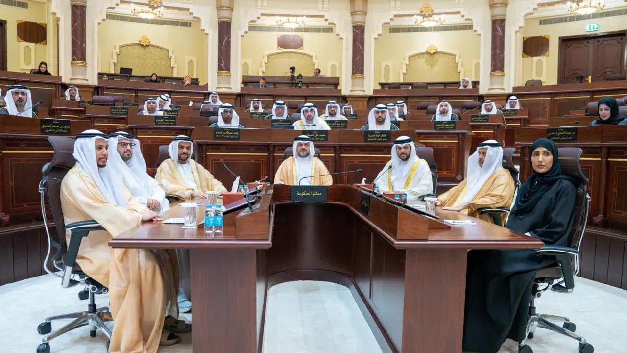 الشورى بالشارقة يقرّ خارطة طريق عقارية لتعزيز التنافسية العالمية وجذب الاستثمارات الأجنبية