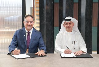 على هامش فعاليات معرض سيتي سكيب البحرين 2025 "نسيج" توقع اتفاقية مع "انفراكورب" لشراء وحدات سكنية فاخرة في مشروع "مارينا بي" بجزيرة الريف
