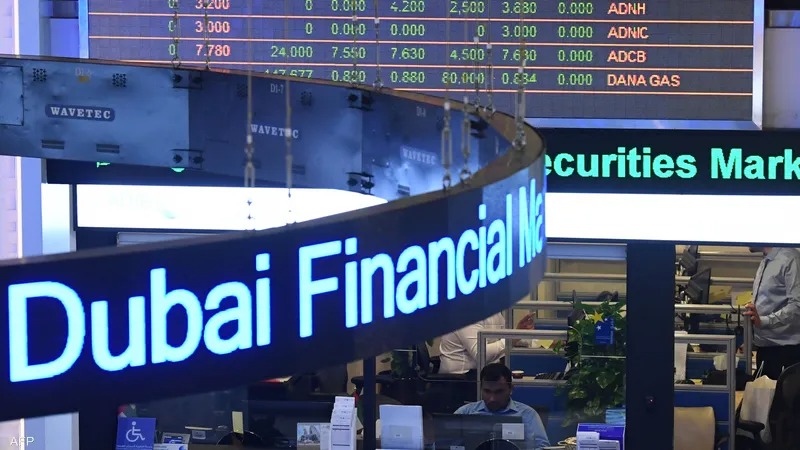 قطاع العقارات يقود تراجع البورصة الإماراتية في جلسة حذرة