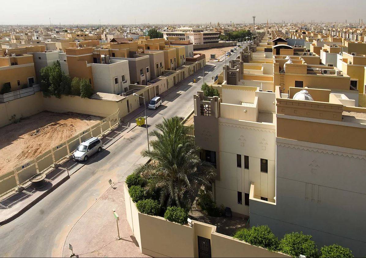 "استأجر الآن وادفع لاحقاً"نموذج يطفو على السطح وسط تضخم الإيجارات  وتحديات القدرة على التحمل في الرياض