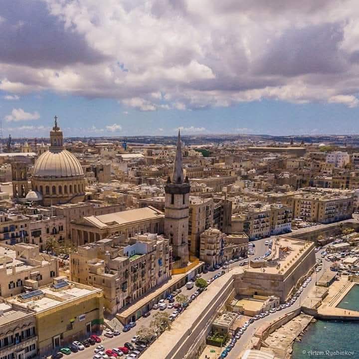 صندوق النقد الدولي يُسلط الضوء على مرونة النظام المالي المالطي مع تحذيرات من التركيز العقاري