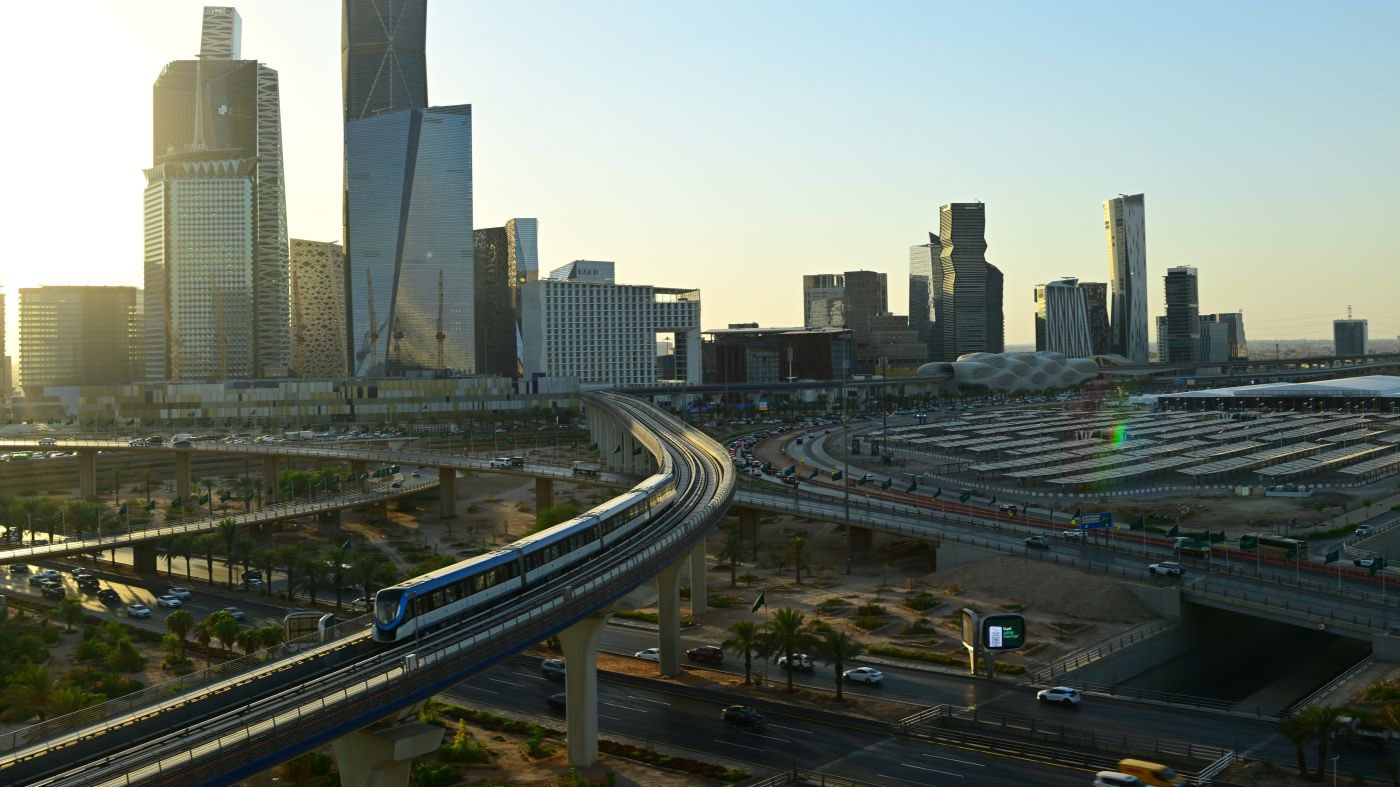 مناقصة دولية كبرى تنطلق لتنفيذ الخط السابع من قطار الرياض الذي يربط القدية والدرعية بمنظومة النقل العملاقة