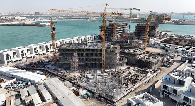 دبي للاستثمار تؤكد تقدم مشاريعها العقارية وفق الجداول الزمنية.. 32% إنجازاً في "دانه باي" و57% في "فيوليت تاور"