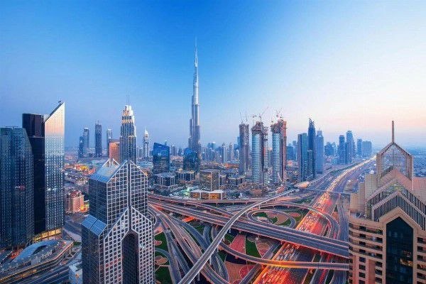 صفقة هبة ضخمة لأرض في دبي بقيمة 312 مليون درهم